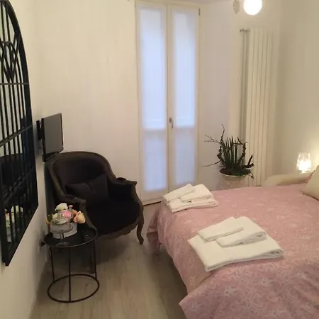 Apartamento Dimora Del Vicolo Giglio Cernobbio