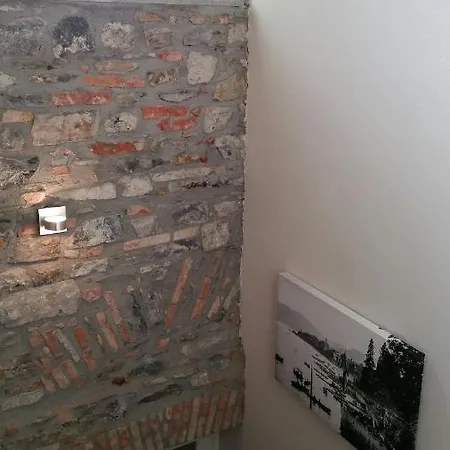 Dimora Del Vicolo Giglio Apartamento
